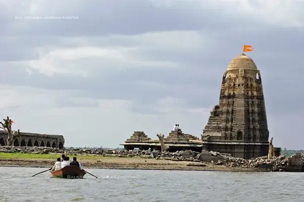Palasnath Temple: Exploring the Submerged Splendor