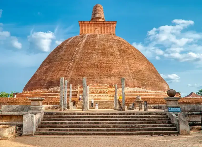Great Jetavanaramaya: Sri Lanka's Stunning Stupa