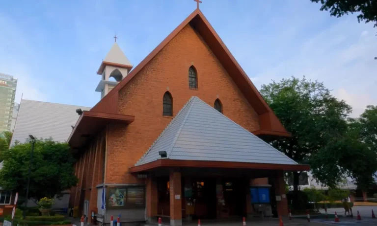 Saint Louis Catholic Church, Bangkok: The Stunning Beauty